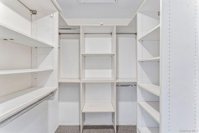 124 Foxwood Drive, Jericho, NY 11753