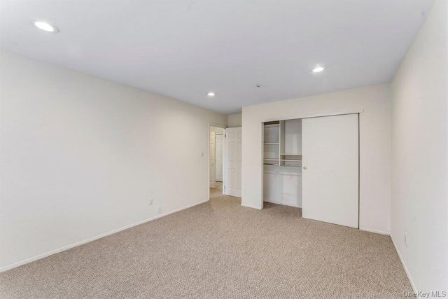 124 Foxwood Drive, Jericho, NY 11753