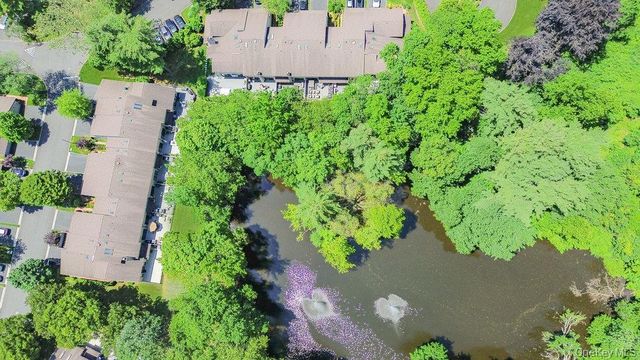 124 Foxwood Drive, Jericho, NY 11753