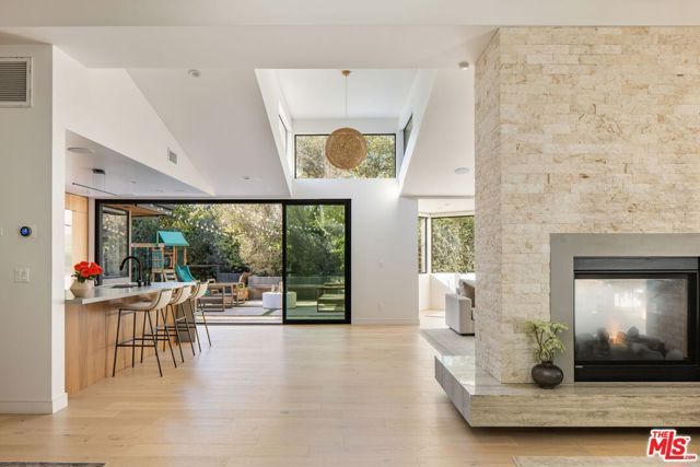 2450 Nalin Drive, Los Angeles, CA 90077