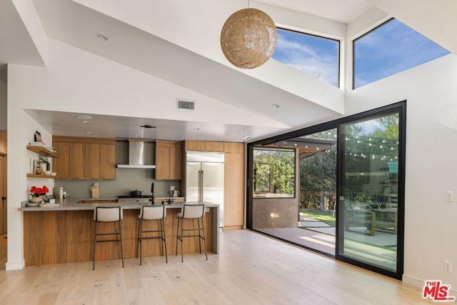 2450 Nalin Drive, Los Angeles, CA 90077