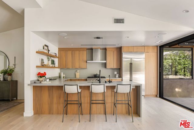 2450 Nalin Drive, Los Angeles, CA 90077