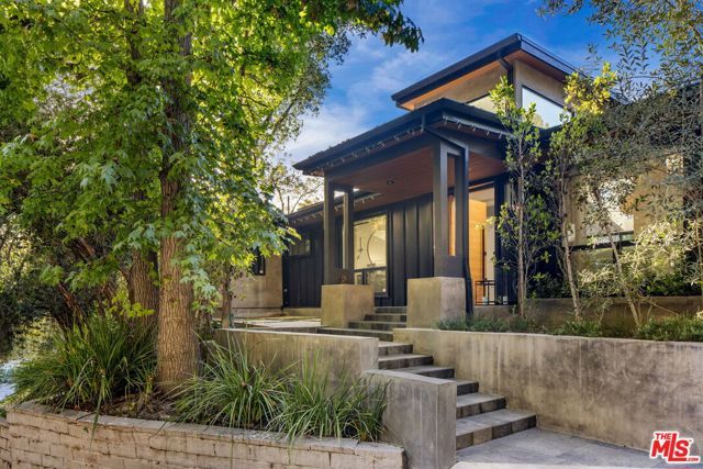 2450 Nalin Drive, Los Angeles, CA 90077