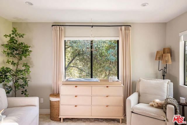 2450 Nalin Drive, Los Angeles, CA 90077