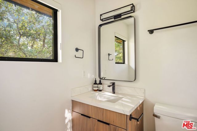 2450 Nalin Drive, Los Angeles, CA 90077