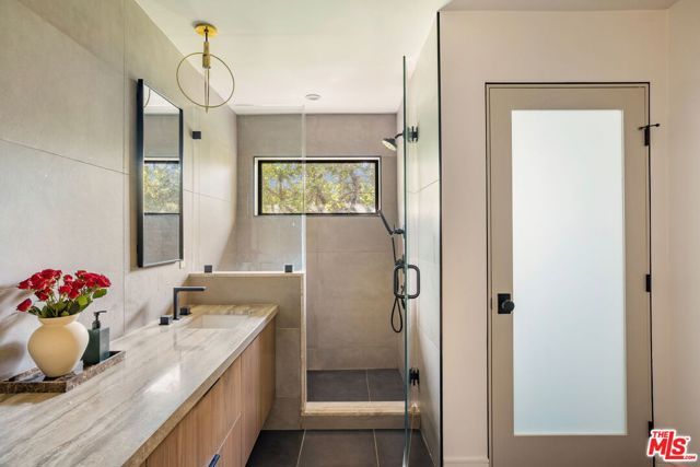 2450 Nalin Drive, Los Angeles, CA 90077