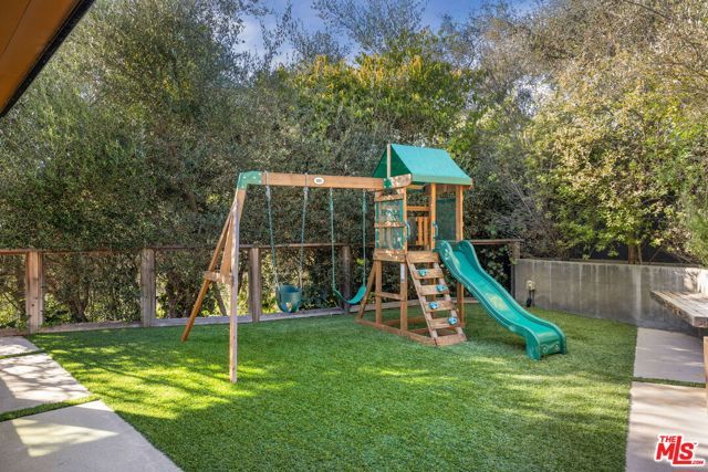2450 Nalin Drive, Los Angeles, CA 90077