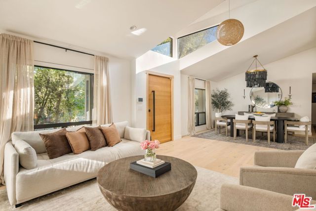 2450 Nalin Drive, Los Angeles, CA 90077