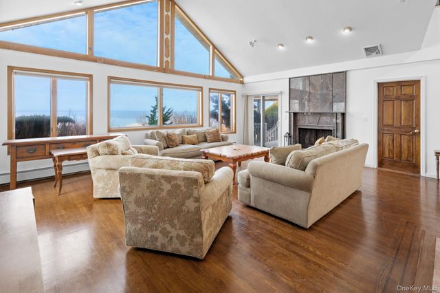 430 Salt Marsh Lane, Peconic, NY 11958