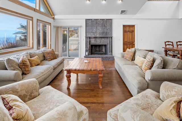 430 Salt Marsh Lane, Peconic, NY 11958