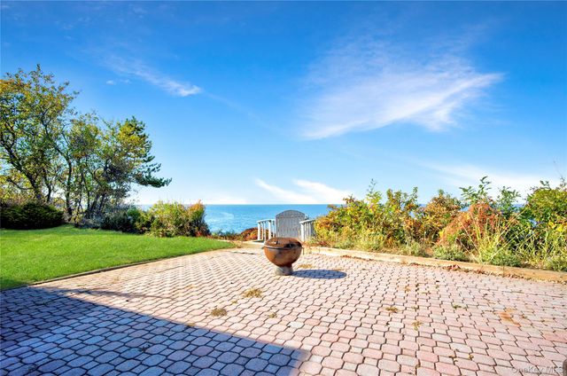 430 Salt Marsh Lane, Peconic, NY 11958