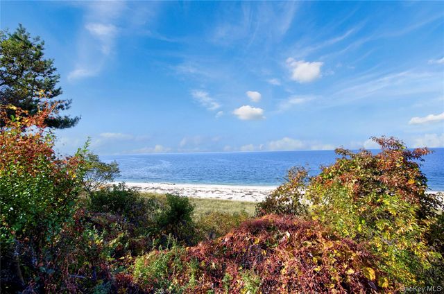 430 Salt Marsh Lane, Peconic, NY 11958