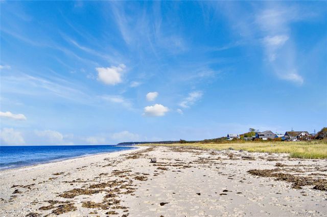 430 Salt Marsh Lane, Peconic, NY 11958