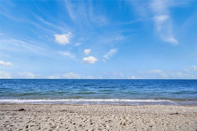 430 Salt Marsh Lane, Peconic, NY 11958