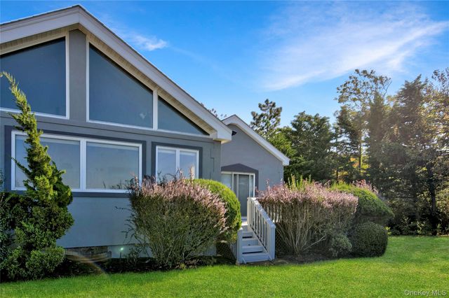 430 Salt Marsh Lane, Peconic, NY 11958