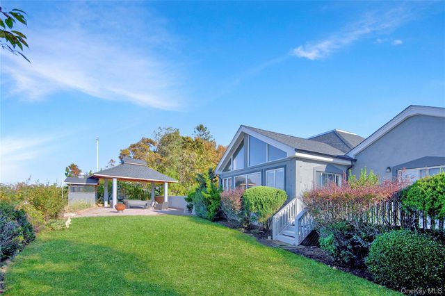 430 Salt Marsh Lane, Peconic, NY 11958