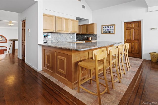 430 Salt Marsh Lane, Peconic, NY 11958