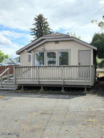 120 E Lyndale, Helena, MT 59601