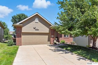 4918 Fountain Drive, Papillion, NE 68133