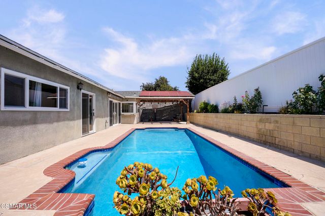 2482 Gayle Place, Simi Valley, CA 93065