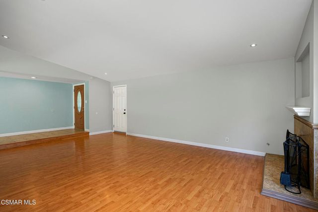 2482 Gayle Place, Simi Valley, CA 93065