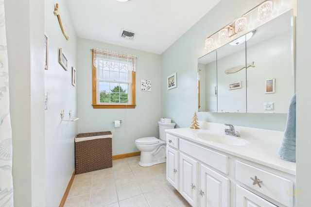 120 Purchase St, Middleboro, MA 02346