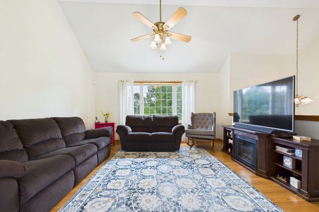 120 Purchase St, Middleboro, MA 02346