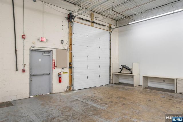 60 Commerce Way B, Hackensack, NJ 07601