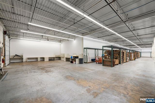 60 Commerce Way B, Hackensack, NJ 07601