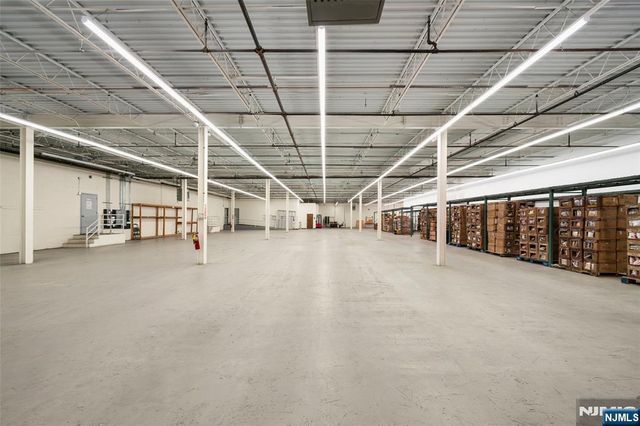 60 Commerce Way B, Hackensack, NJ 07601