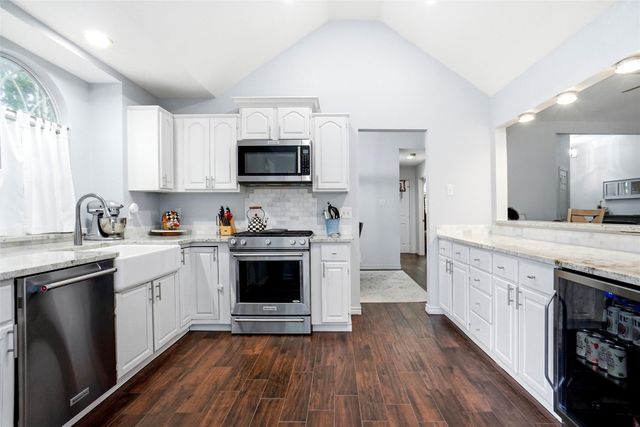 16 Durango Drive, Trophy Club, TX 76262