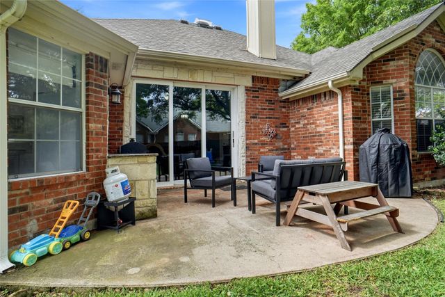 16 Durango Drive, Trophy Club, TX 76262