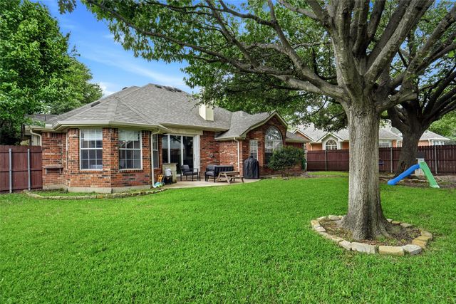 16 Durango Drive, Trophy Club, TX 76262