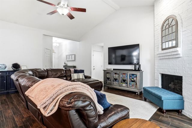 16 Durango Drive, Trophy Club, TX 76262