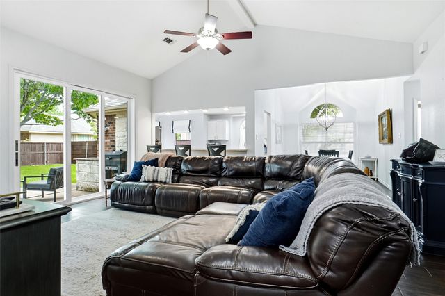 16 Durango Drive, Trophy Club, TX 76262