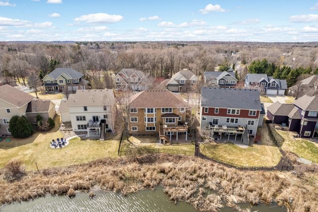 10590 Watersedge Lane, Woodbury, MN 55129