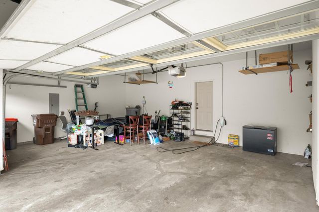 10590 Watersedge Lane, Woodbury, MN 55129