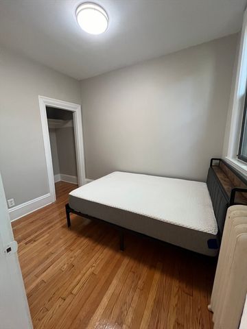 141 Arlington St 6, Boston, MA 02116