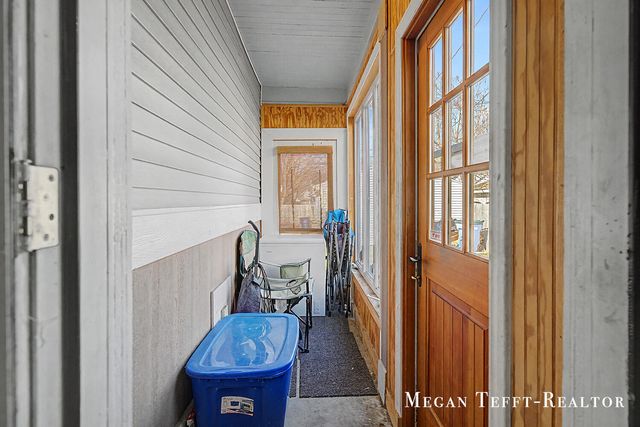 1113 Alpine Avenue NW, Grand Rapids, MI 49504