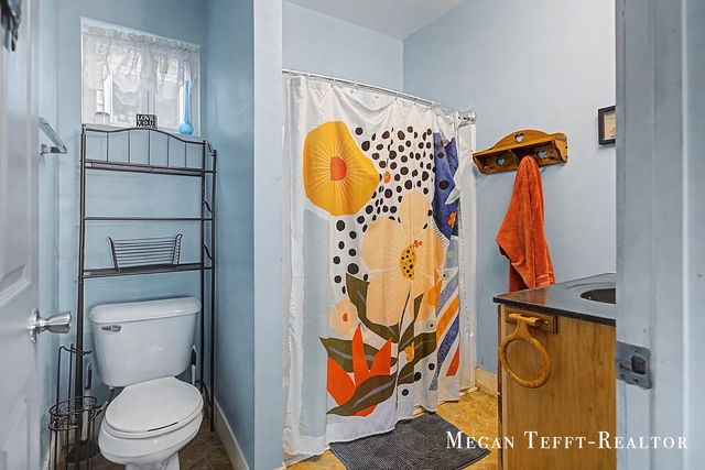 1113 Alpine Avenue NW, Grand Rapids, MI 49504