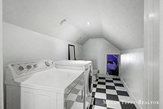 1113 Alpine Avenue NW, Grand Rapids, MI 49504