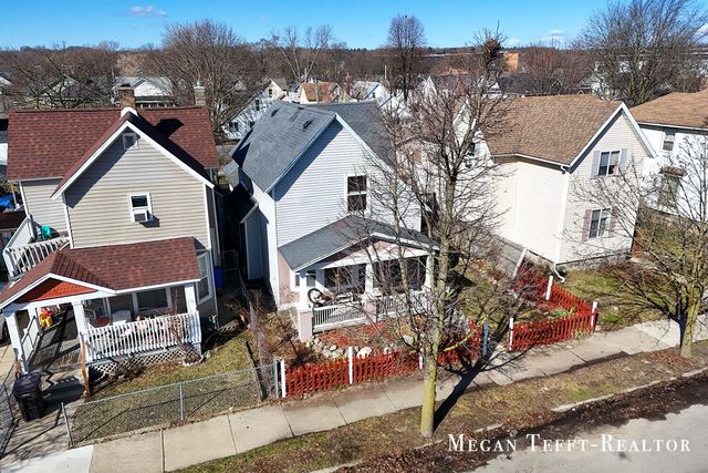 1113 Alpine Avenue NW, Grand Rapids, MI 49504