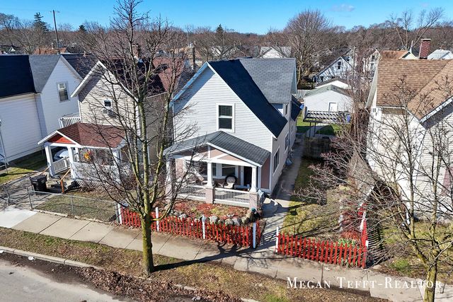 1113 Alpine Avenue NW, Grand Rapids, MI 49504