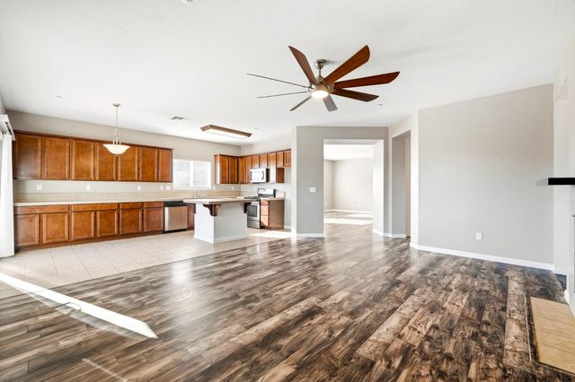 1040 Shakeley Ln, Ione, CA 95640