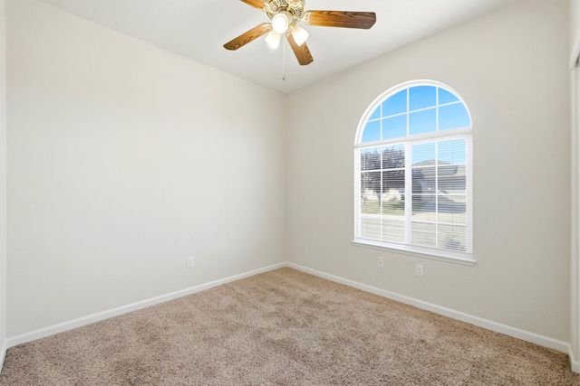 1040 Shakeley Ln, Ione, CA 95640