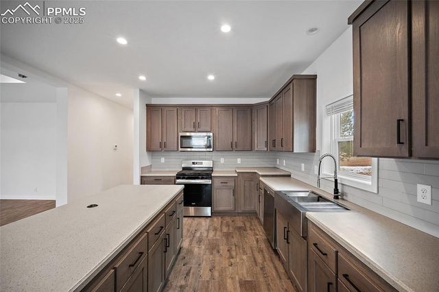 20 Apache Circle, Florissant, CO 80816