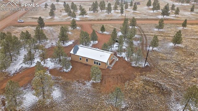 20 Apache Circle, Florissant, CO 80816