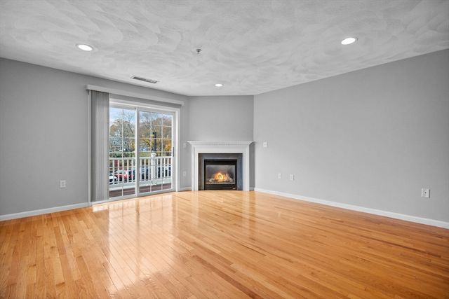 18 Dale Street 4G, Andover, MA 01810