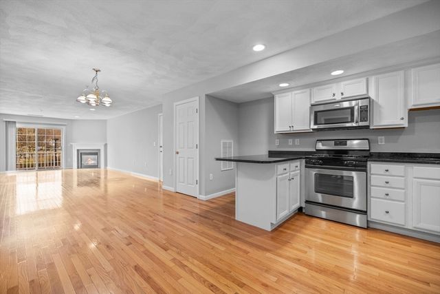 18 Dale Street 4G, Andover, MA 01810