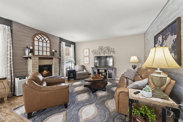 6735 John Drive, Canal Winchester, OH 43110